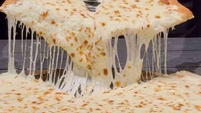 Pizza shop defends viral cheese pizza and it’s not because they want to “get rich”