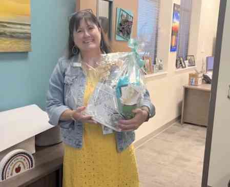 Rapper Fetty Wap sends flowers to principal suspended after his lyrics appeared in yearbook