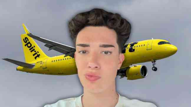 Airline responds after influencer says she was stopped from boarding for looking “naked”