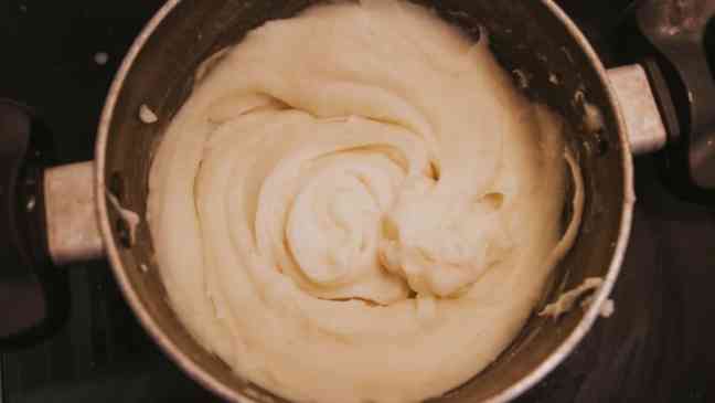 Outback Steakhouse hit with .5M lawsuit after woman allegedly slips on mashed potatoes