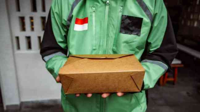 Bad cake order sparks crackdown on China’s ghost kitchens