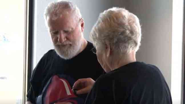 Couple married for 60 years renew wedding vows in Taco Bell and gets free lunch for life