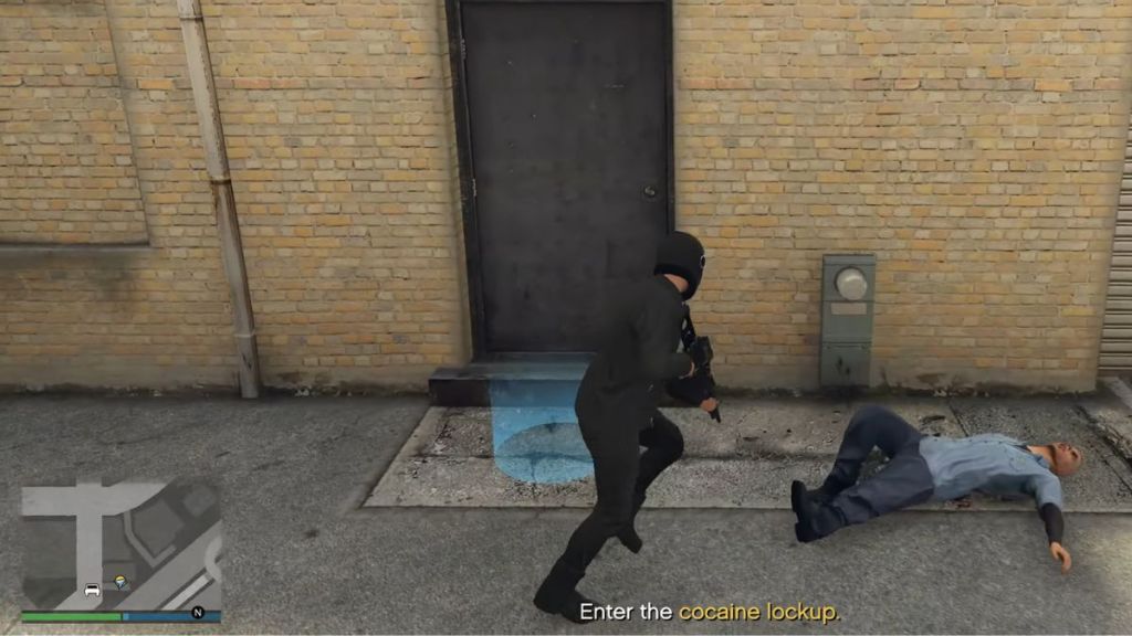 Entering the Cocaine Lockup in GTA Online